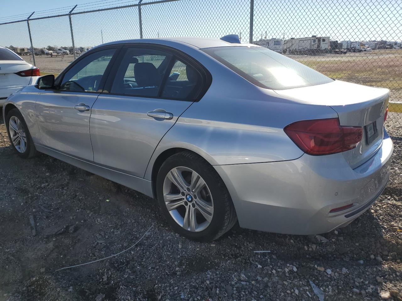 Автомобіль BMW 328 I SULEV 2016 | GrandCar Автомобіль BMW 328 I SULEV 2016 | GrandCar