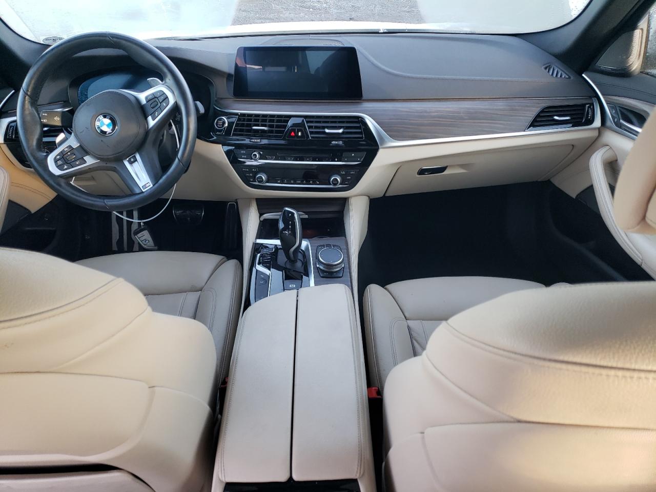 Автомобиль BMW M550XI 2019 | GrandCar Автомобиль BMW M550XI 2019 | GrandCar