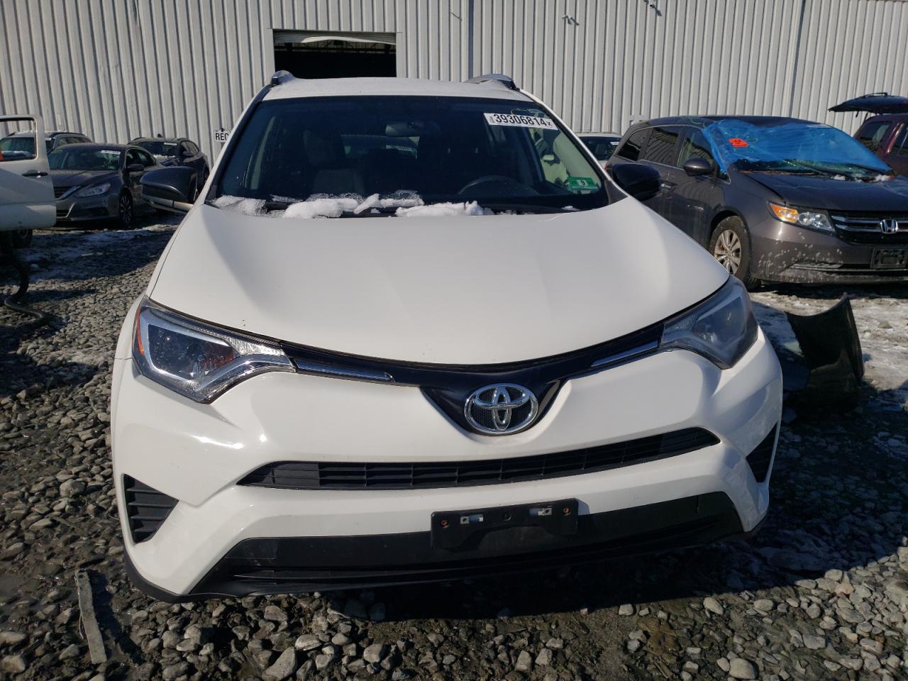 Автомобиль TOYOTA RAV4 LE 2016 | GrandCar Автомобиль TOYOTA RAV4 LE 2016 | GrandCar