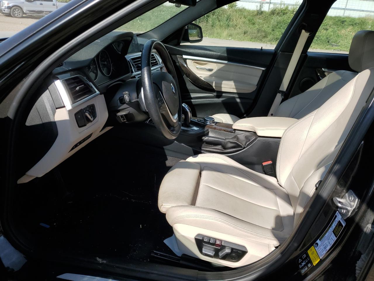 Автомобіль BMW 328 XI SULEV 2016 | GrandCar Автомобіль BMW 328 XI SULEV 2016 | GrandCar