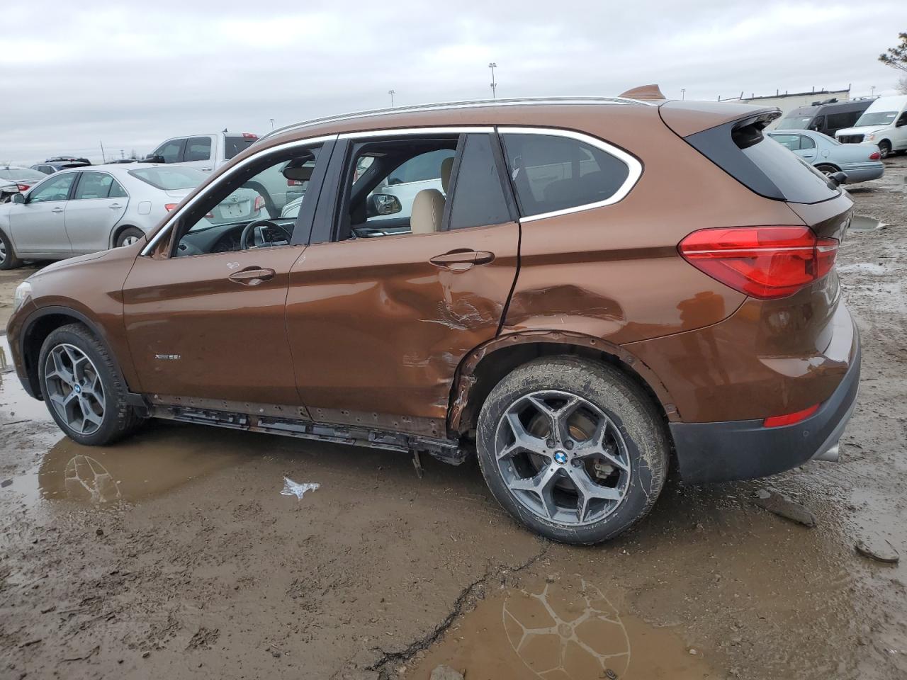 Автомобіль BMW X1 XDRIVE28I 2017 | GrandCar Автомобіль BMW X1 XDRIVE28I 2017 | GrandCar