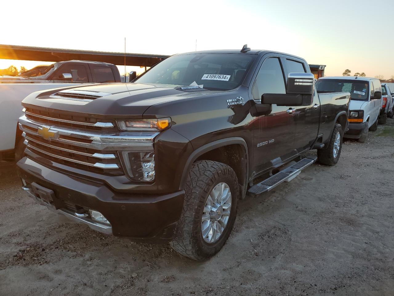 Автомобіль CHEVROLET SILVERADO K2500 HIGH COUNTRY 2021 | GrandCar