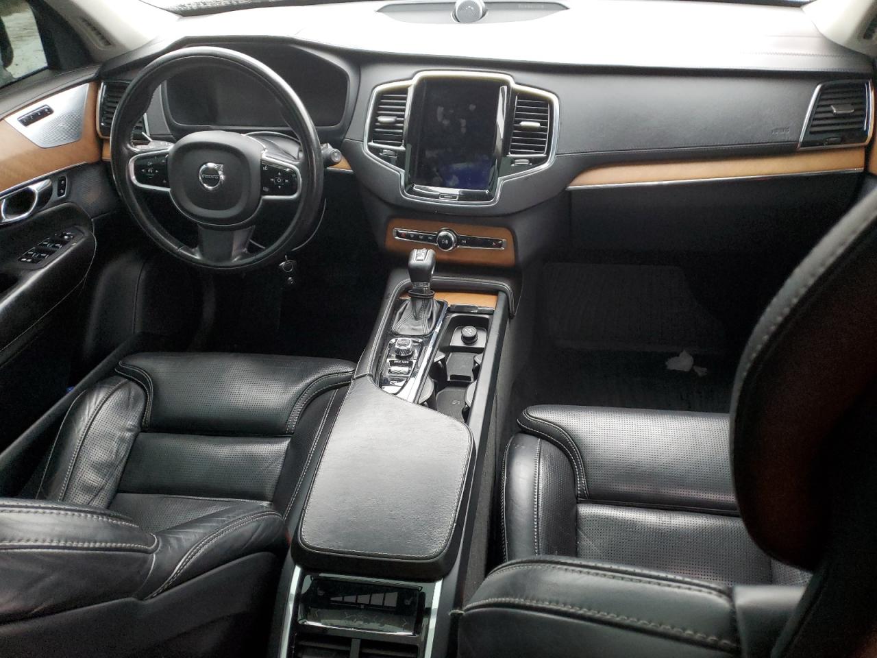 Автомобіль VOLVO XC90 T6 2016 | GrandCar Автомобіль VOLVO XC90 T6 2016 | GrandCar