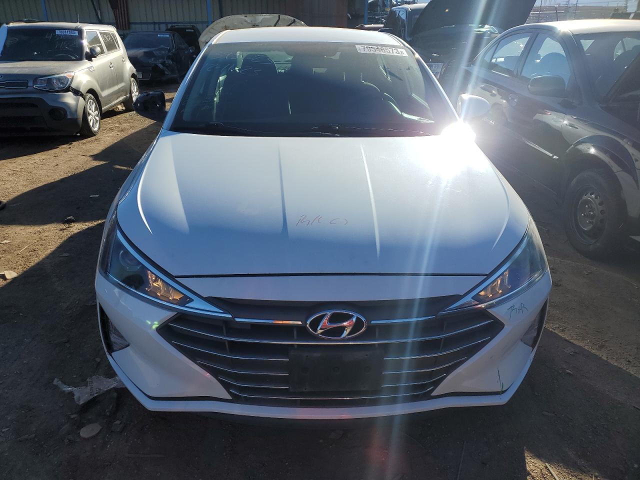 Автомобиль HYUNDAI ELANTRA SE 2019 | GrandCar Автомобиль HYUNDAI ELANTRA SE 2019 | GrandCar