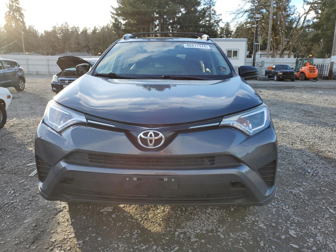 Автомобіль TOYOTA RAV4 LE 2016 | GrandCar Автомобіль TOYOTA RAV4 LE 2016 | GrandCar