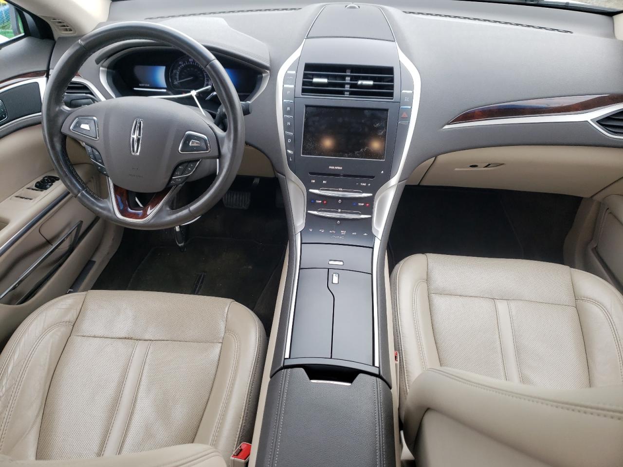 Автомобиль LINCOLN MKZ HYBRID 2016 | GrandCar Автомобиль LINCOLN MKZ HYBRID 2016 | GrandCar