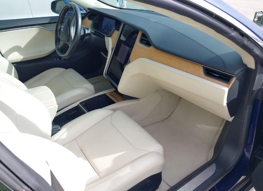 Автомобіль TESLA MODEL S P100D 2018 | GrandCar Автомобіль TESLA MODEL S P100D 2018 | GrandCar