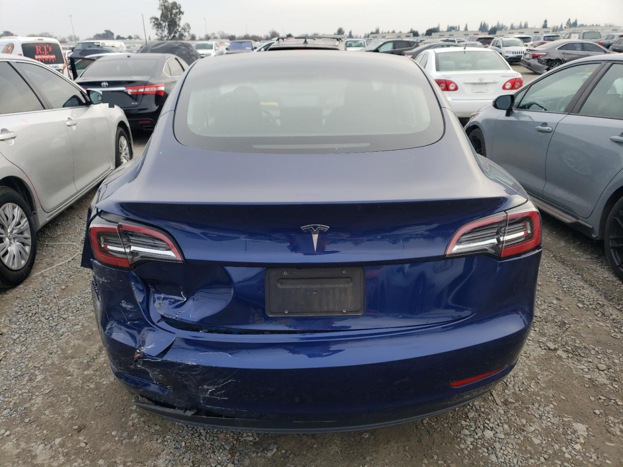Автомобіль TESLA MODEL 3 2023 | GrandCar Автомобіль TESLA MODEL 3 2023 | GrandCar