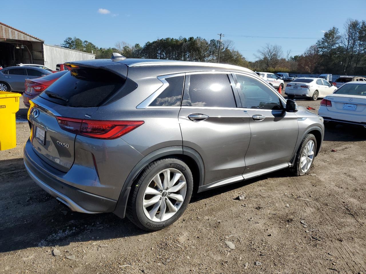 Автомобиль INFINITI QX50 ESSENTIAL 2019 | GrandCar Автомобиль INFINITI QX50 ESSENTIAL 2019 | GrandCar