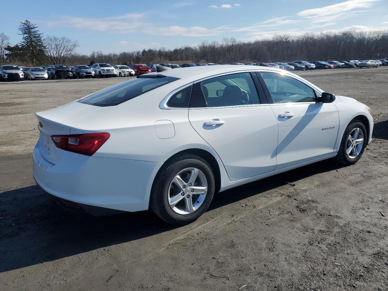 Автомобиль CHEVROLET MALIBU LS 2023 | GrandCar Автомобиль CHEVROLET MALIBU LS 2023 | GrandCar