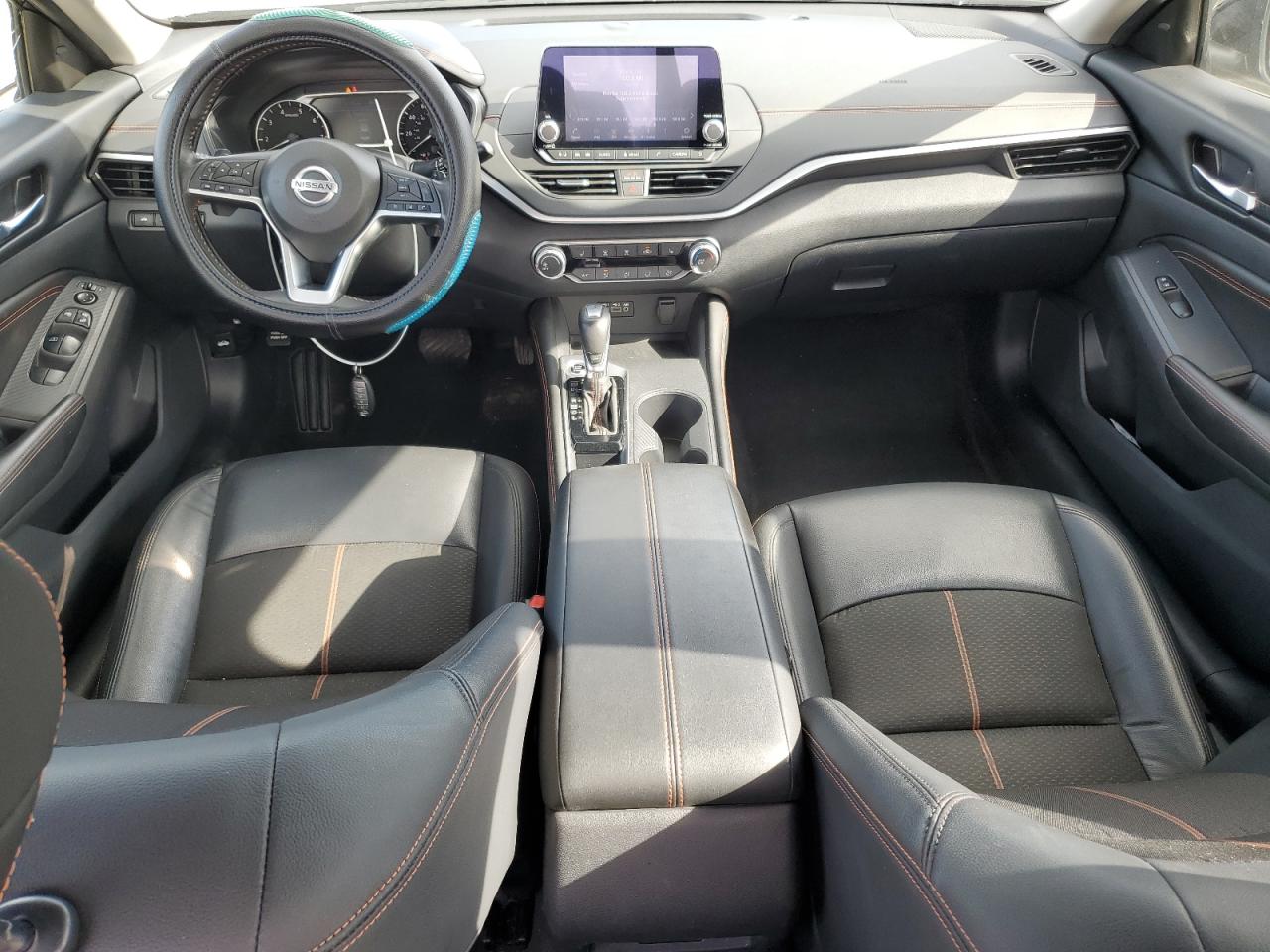 Автомобиль NISSAN ALTIMA SR 2022 | GrandCar Автомобиль NISSAN ALTIMA SR 2022 | GrandCar