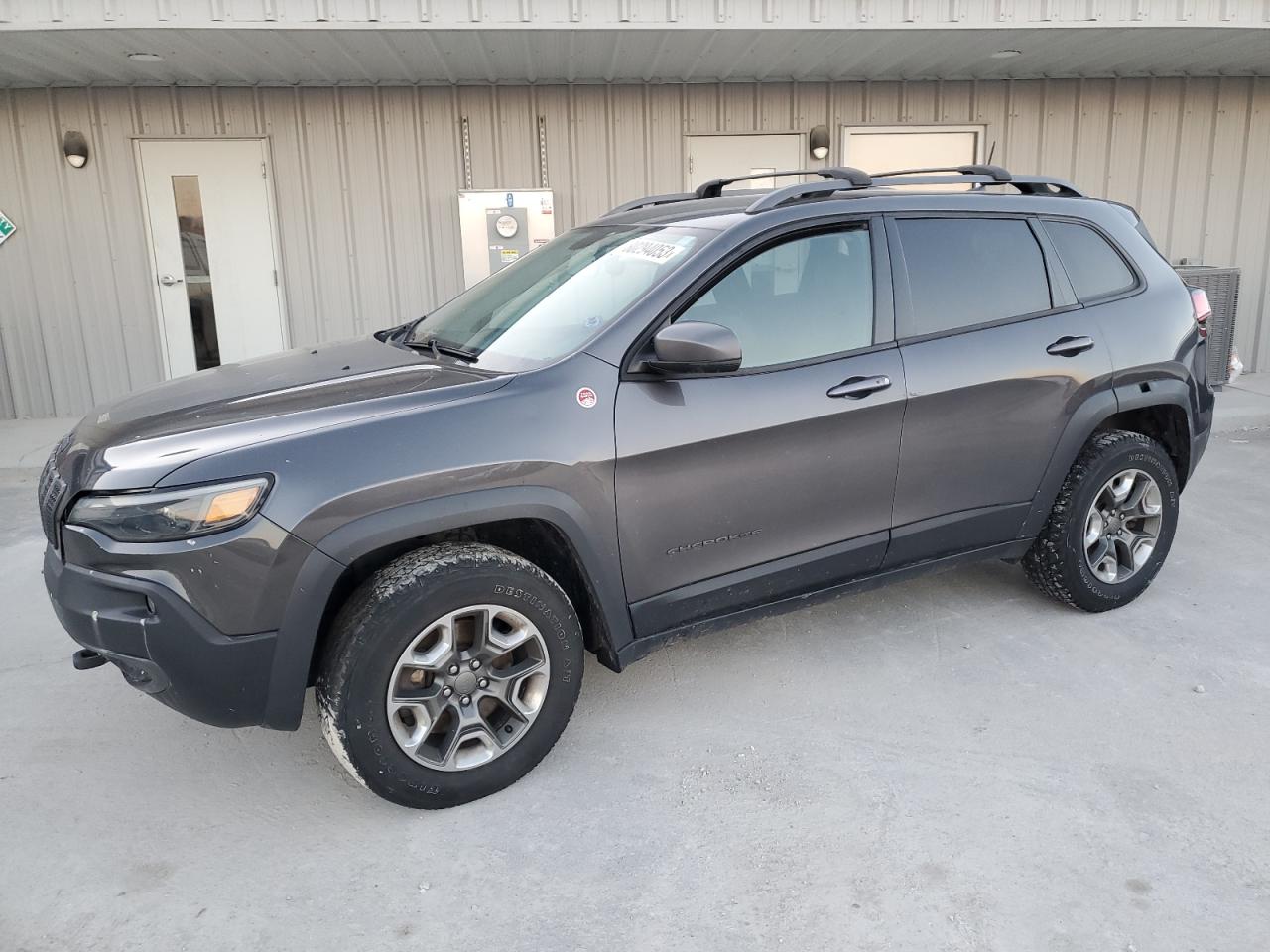 Автомобиль JEEP CHEROKEE TRAILHAWK 2019 | GrandCar Автомобиль JEEP CHEROKEE TRAILHAWK 2019 | GrandCar