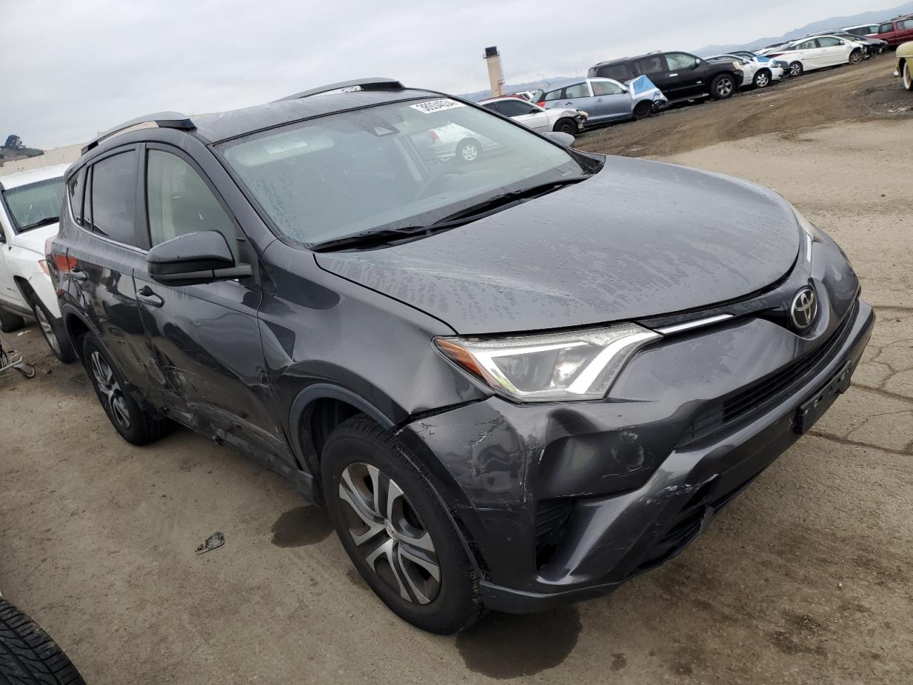 Автомобиль TOYOTA RAV4 LE 2017 | GrandCar Автомобиль TOYOTA RAV4 LE 2017 | GrandCar