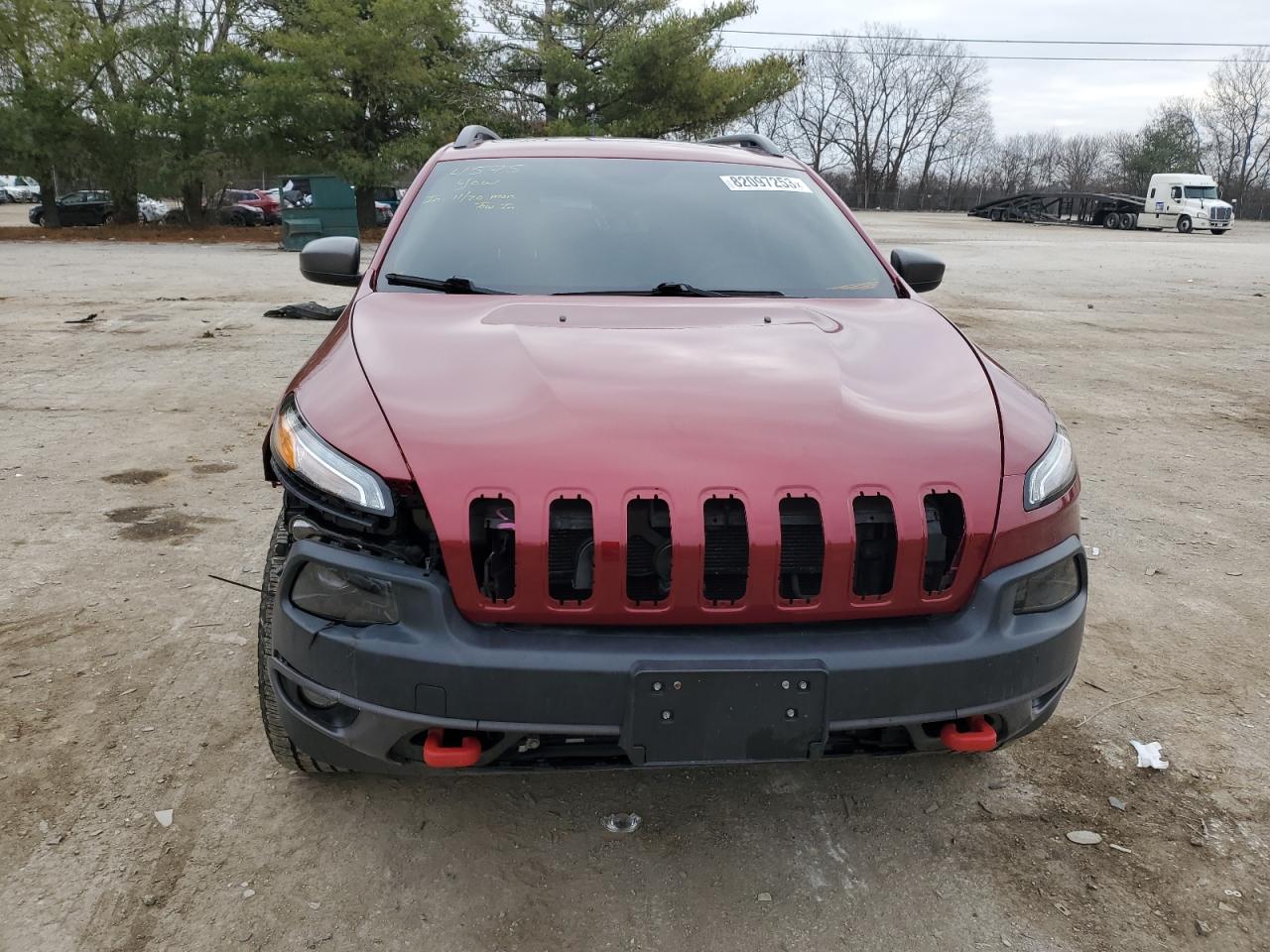 Автомобиль JEEP CHEROKEE TRAILHAWK 2015 | GrandCar Автомобиль JEEP CHEROKEE TRAILHAWK 2015 | GrandCar