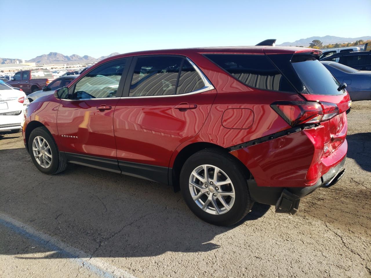 Автомобиль CHEVROLET EQUINOX LT 2022 | GrandCar Автомобиль CHEVROLET EQUINOX LT 2022 | GrandCar