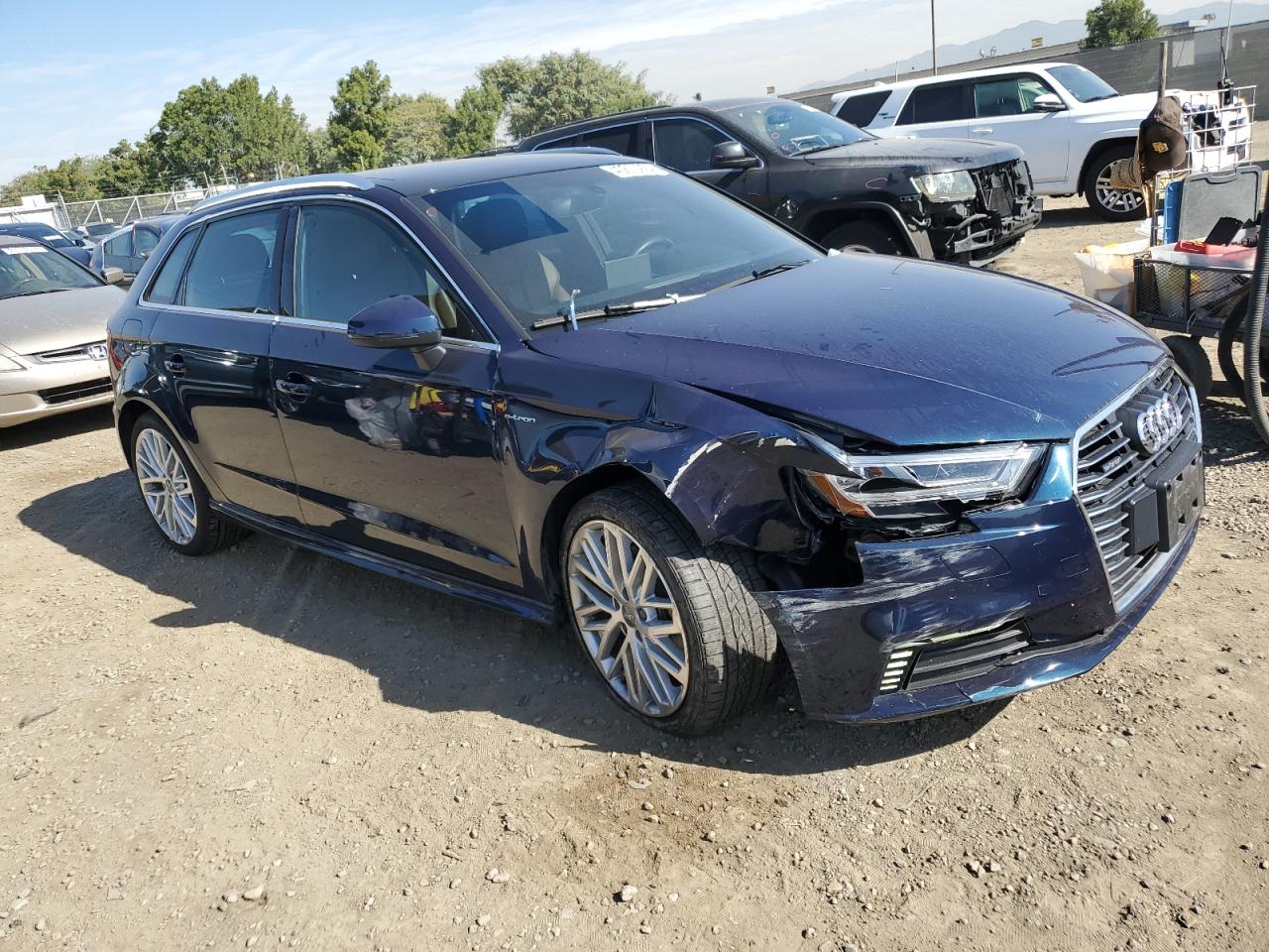 Автомобіль AUDI A3 E-TRON PREMIUM PLUS 2018 | GrandCar Автомобіль AUDI A3 E-TRON PREMIUM PLUS 2018 | GrandCar