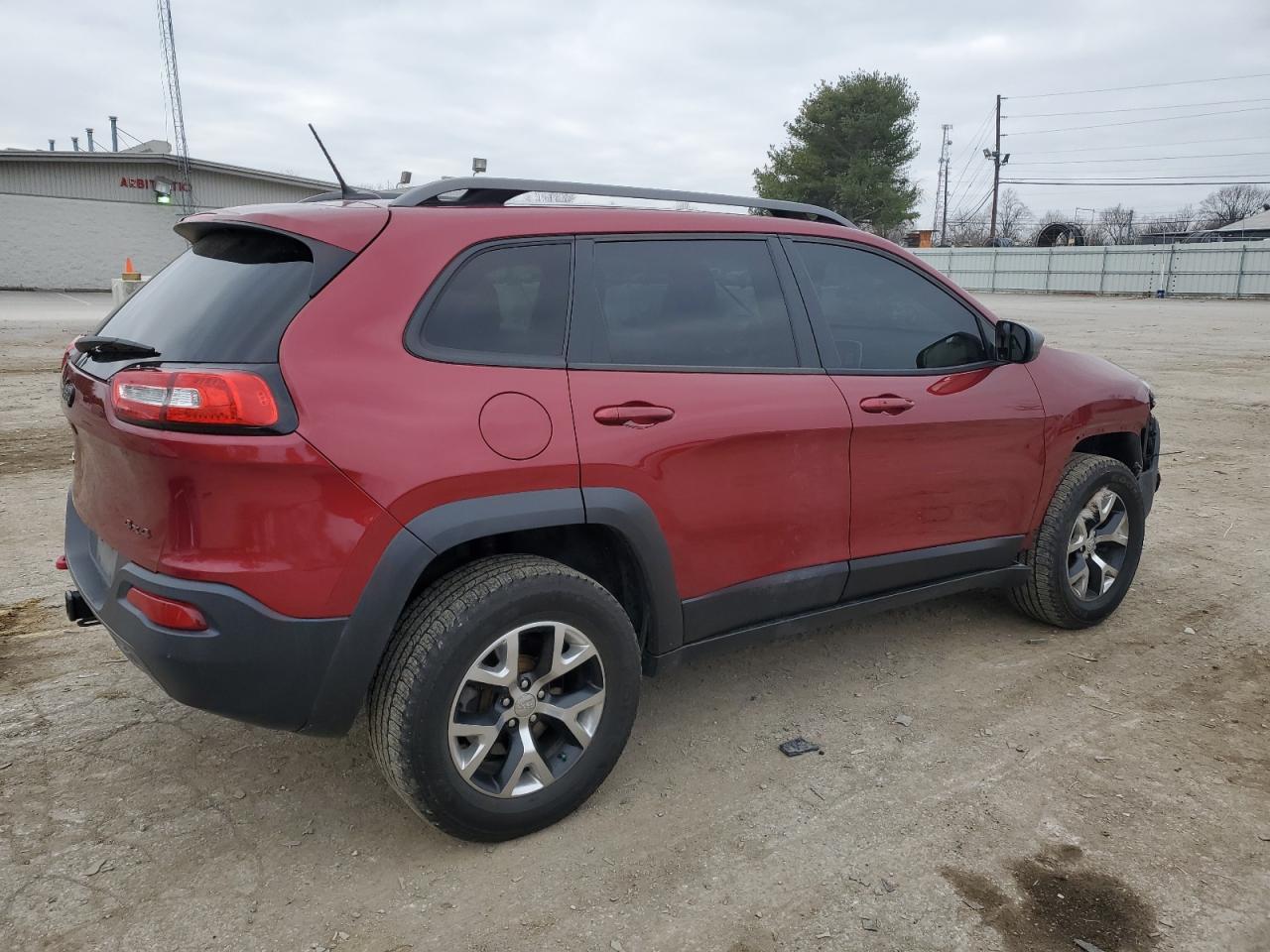 Автомобиль JEEP CHEROKEE TRAILHAWK 2015 | GrandCar Автомобиль JEEP CHEROKEE TRAILHAWK 2015 | GrandCar
