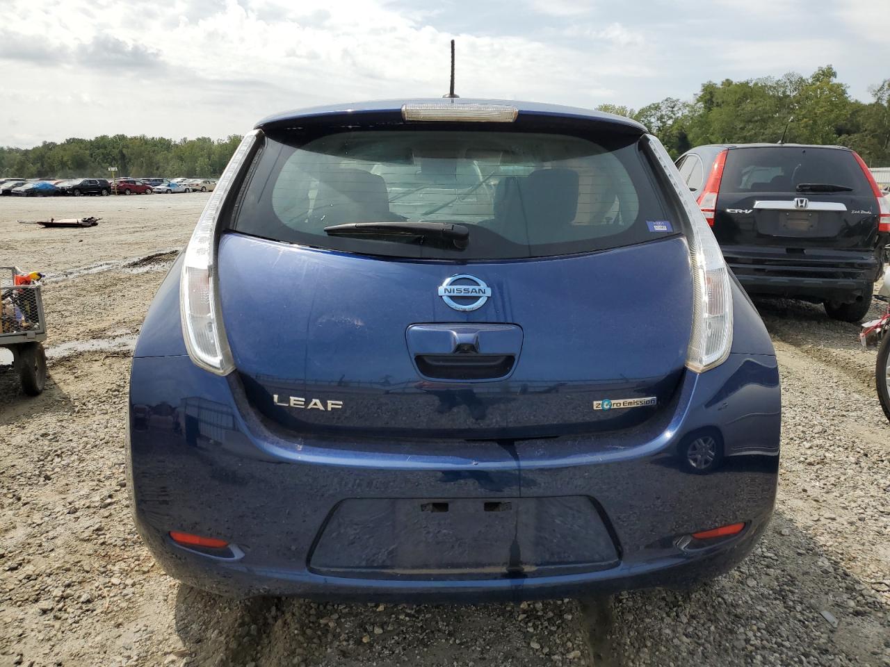 Автомобиль NISSAN LEAF S 2017 | GrandCar Автомобиль NISSAN LEAF S 2017 | GrandCar