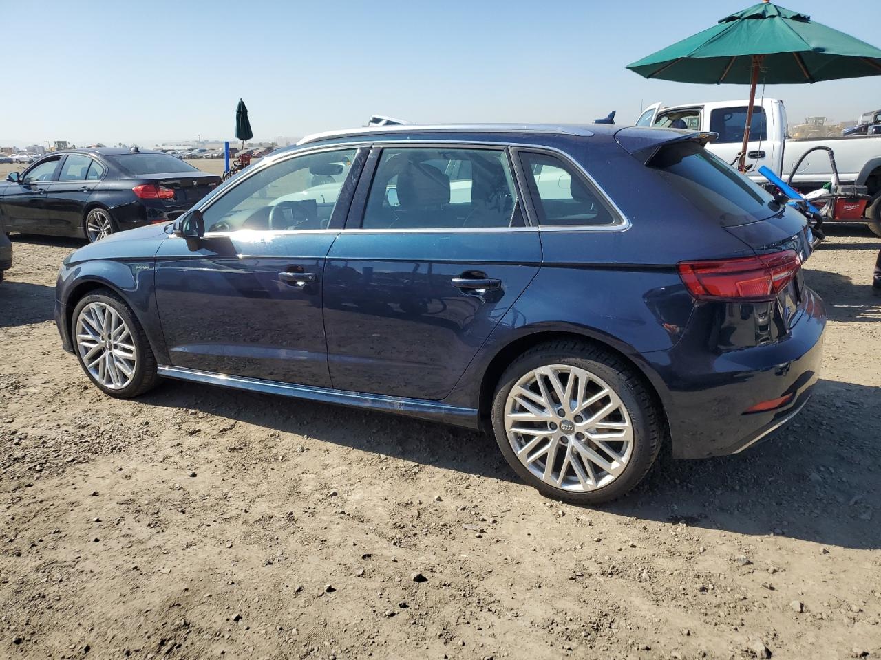 Автомобіль AUDI A3 E-TRON PREMIUM PLUS 2018 | GrandCar Автомобіль AUDI A3 E-TRON PREMIUM PLUS 2018 | GrandCar