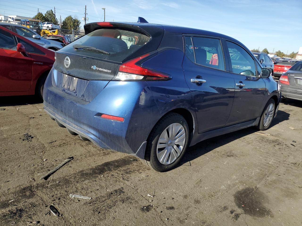 Автомобиль NISSAN LEAF S 2022 | GrandCar Автомобиль NISSAN LEAF S 2022 | GrandCar