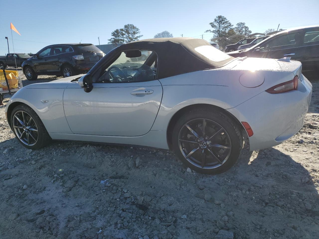 Автомобиль MAZDA MX-5 MIATA GRAND TOURING 2017 | GrandCar Автомобиль MAZDA MX-5 MIATA GRAND TOURING 2017 | GrandCar