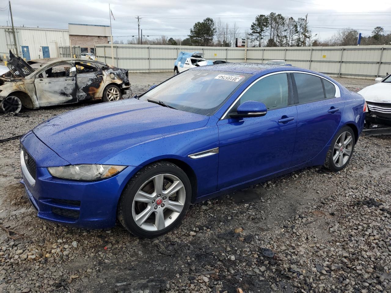 Автомобіль JAGUAR XE PREMIUM 2017 | GrandCar Автомобіль JAGUAR XE PREMIUM 2017 | GrandCar