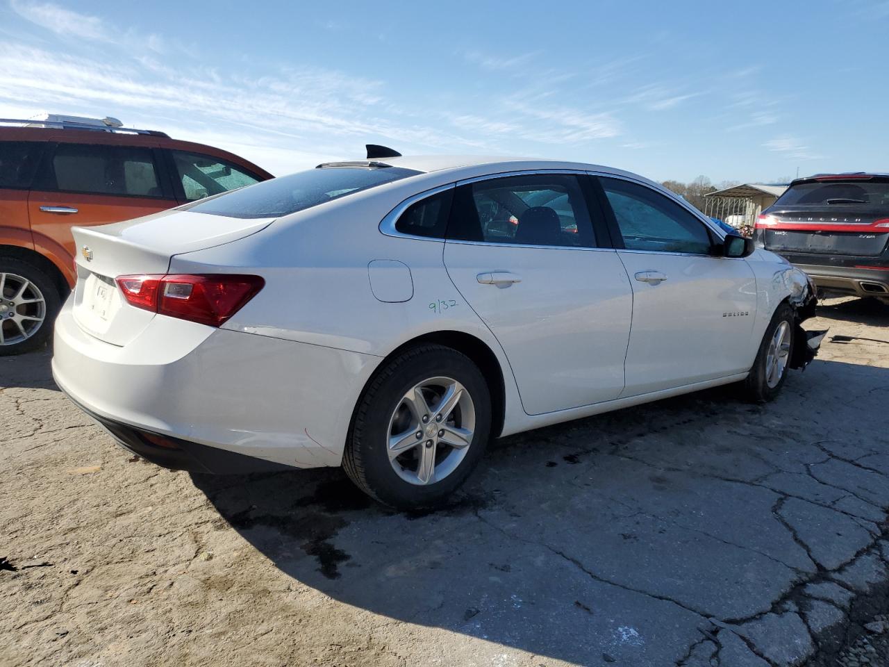 Автомобиль CHEVROLET MALIBU LS 2022 | GrandCar Автомобиль CHEVROLET MALIBU LS 2022 | GrandCar