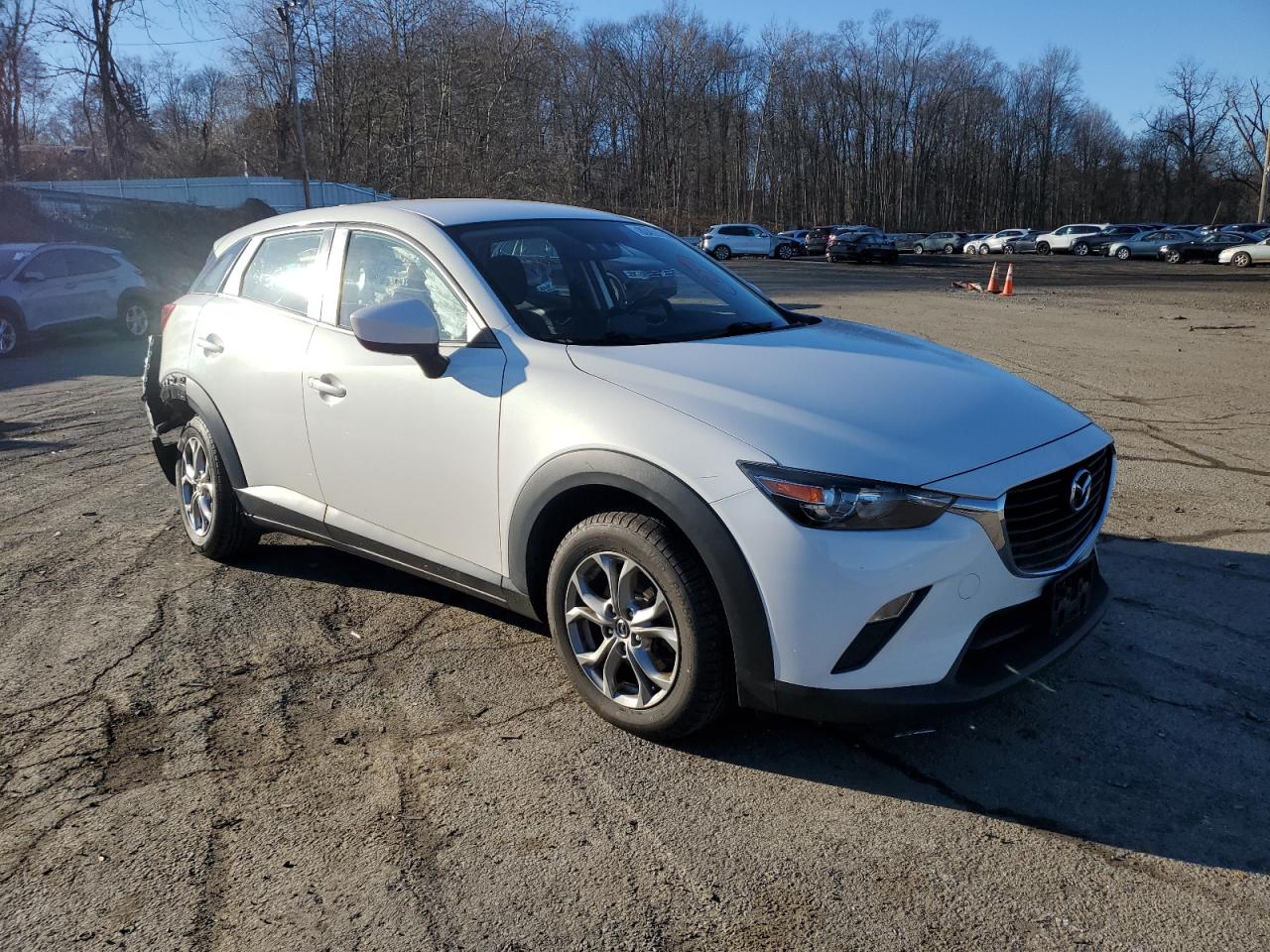 Автомобиль MAZDA CX-3 SPORT 2016 | GrandCar Автомобиль MAZDA CX-3 SPORT 2016 | GrandCar