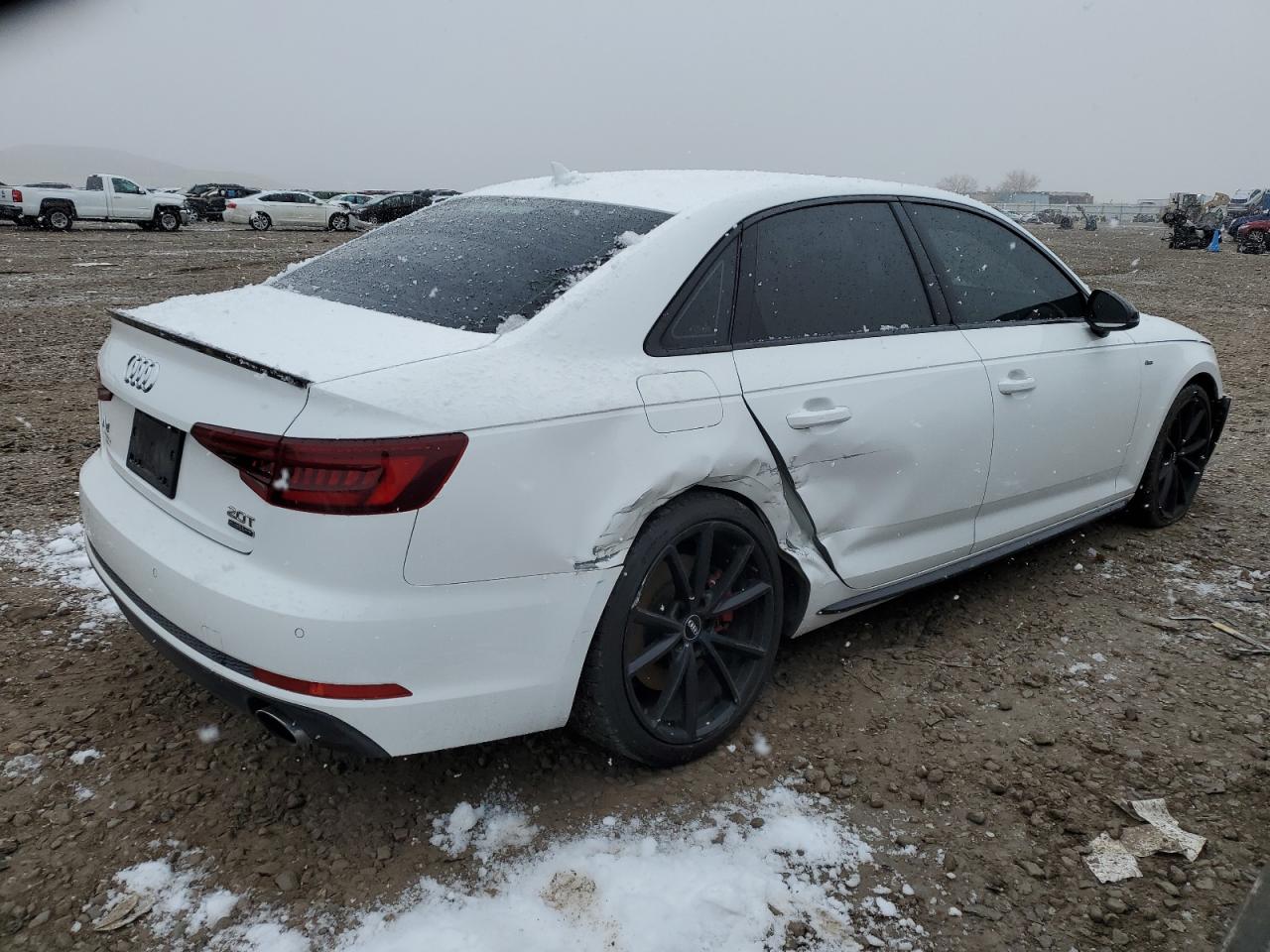 Автомобиль AUDI A4 PREMIUM PLUS 2018 | GrandCar Автомобиль AUDI A4 PREMIUM PLUS 2018 | GrandCar