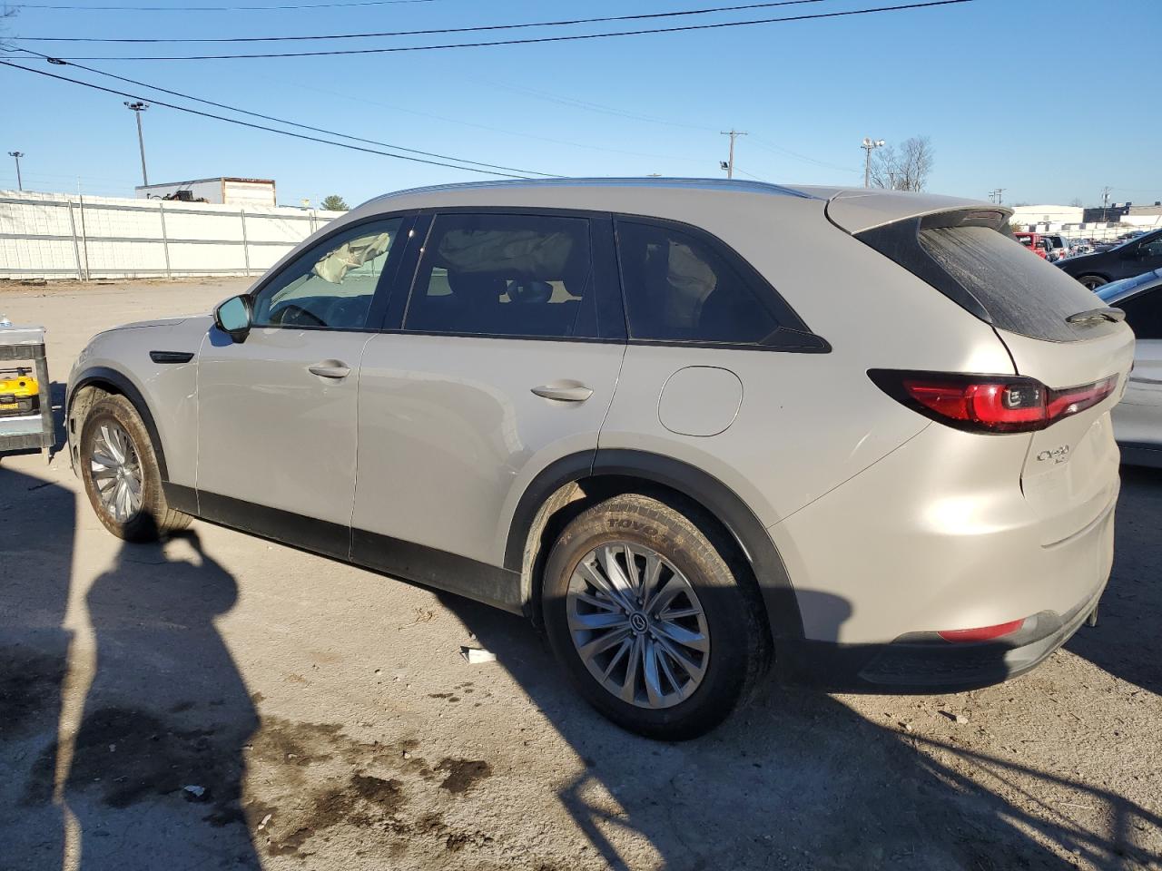 Автомобіль MAZDA CX-90 PREFERRED PLUS 2024 | GrandCar Автомобіль MAZDA CX-90 PREFERRED PLUS 2024 | GrandCar