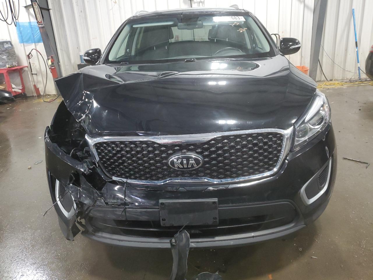 Автомобиль KIA SORENTO LX 2017 | GrandCar Автомобиль KIA SORENTO LX 2017 | GrandCar