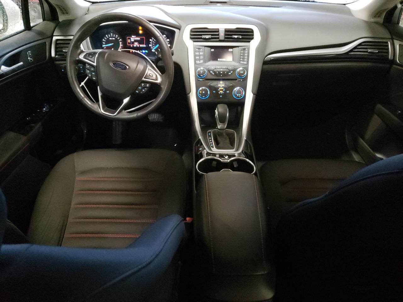 Автомобиль FORD FUSION SE 2015 | GrandCar Автомобиль FORD FUSION SE 2015 | GrandCar