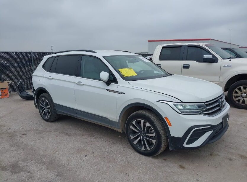 Автомобиль VOLKSWAGEN TIGUAN 2.0T S 2022 | GrandCar Автомобиль VOLKSWAGEN TIGUAN 2.0T S 2022 | GrandCar