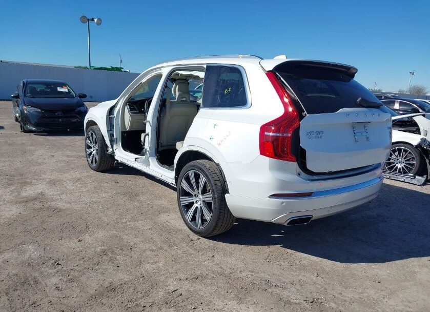 Автомобіль VOLVO XC90 T6 INSCRIPTION 2021 | GrandCar Автомобіль VOLVO XC90 T6 INSCRIPTION 2021 | GrandCar