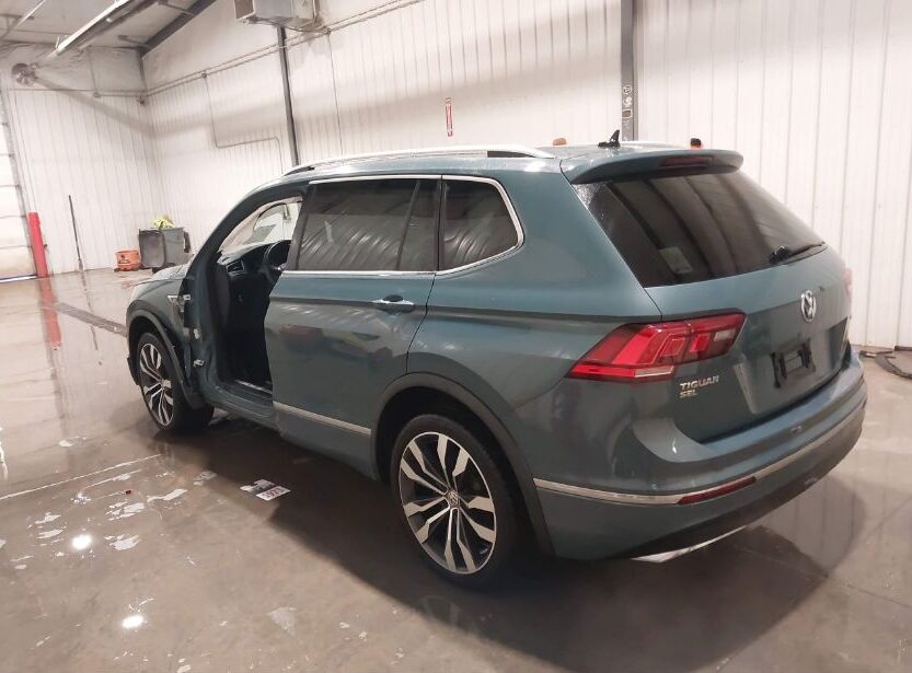 Автомобіль VOLKSWAGEN TIGUAN 2.0T SEL PREMIUM R-LINE 2021 | GrandCar Автомобіль VOLKSWAGEN TIGUAN 2.0T SEL PREMIUM R-LINE 2021 | GrandCar