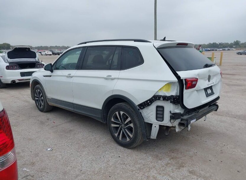 Автомобиль VOLKSWAGEN TIGUAN 2.0T S 2022 | GrandCar Автомобиль VOLKSWAGEN TIGUAN 2.0T S 2022 | GrandCar