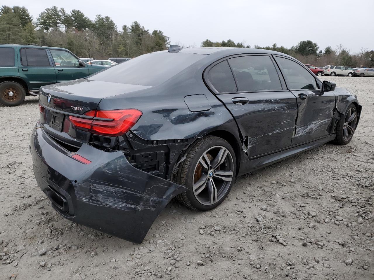 Автомобиль BMW 750 XI 2016 | GrandCar Автомобиль BMW 750 XI 2016 | GrandCar