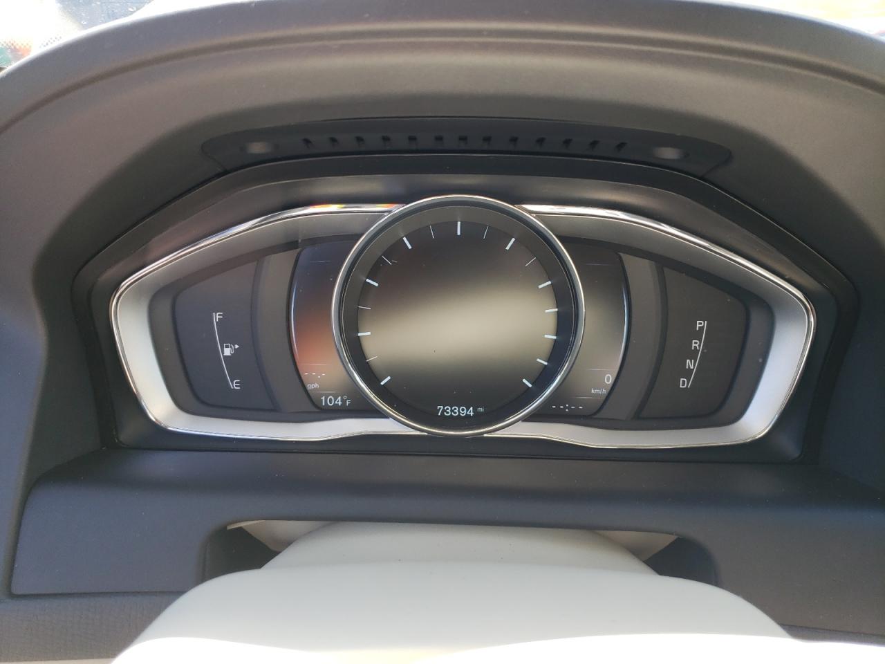 Автомобіль VOLVO XC60 T5 PREMIER 2015 | GrandCar Автомобіль VOLVO XC60 T5 PREMIER 2015 | GrandCar