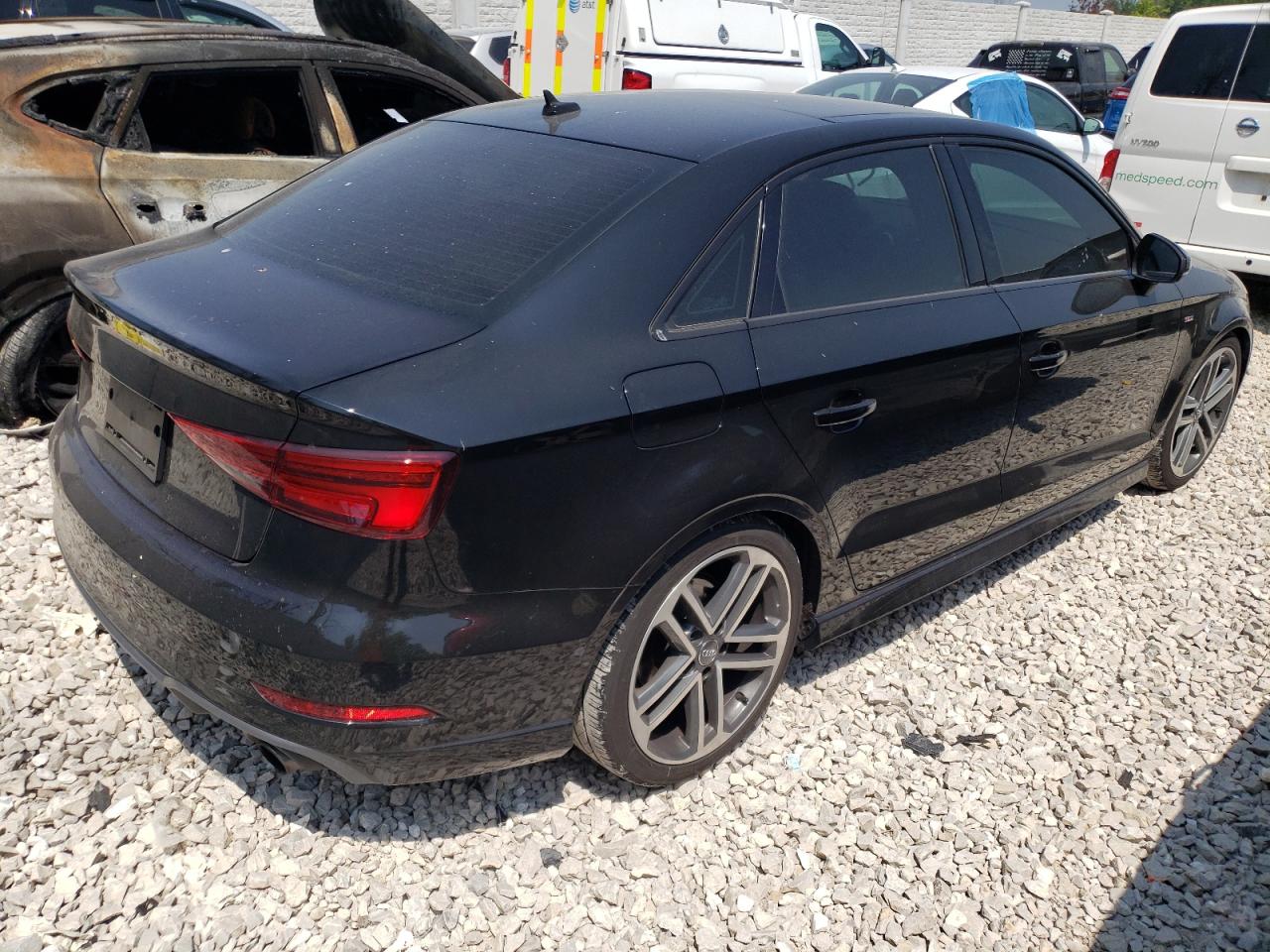 Автомобиль AUDI A3 PREMIUM PLUS 2018 | GrandCar Автомобиль AUDI A3 PREMIUM PLUS 2018 | GrandCar