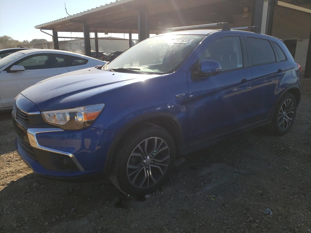 Автомобіль MITSUBISHI OUTLANDER SPORT ES 2016 | GrandCar