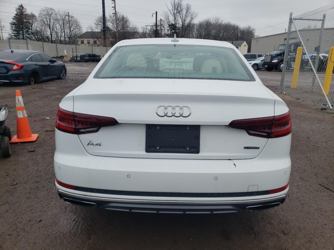 Автомобиль AUDI A4 PREMIUM PLUS 2019 | GrandCar Автомобиль AUDI A4 PREMIUM PLUS 2019 | GrandCar