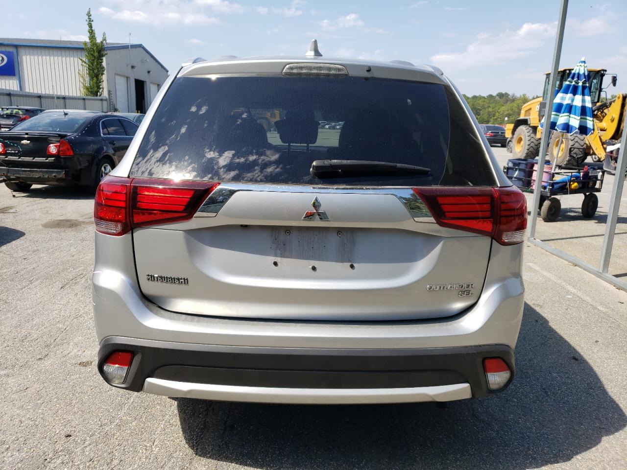Автомобіль MITSUBISHI OUTLANDER SE 2018 | GrandCar Автомобіль MITSUBISHI OUTLANDER SE 2018 | GrandCar