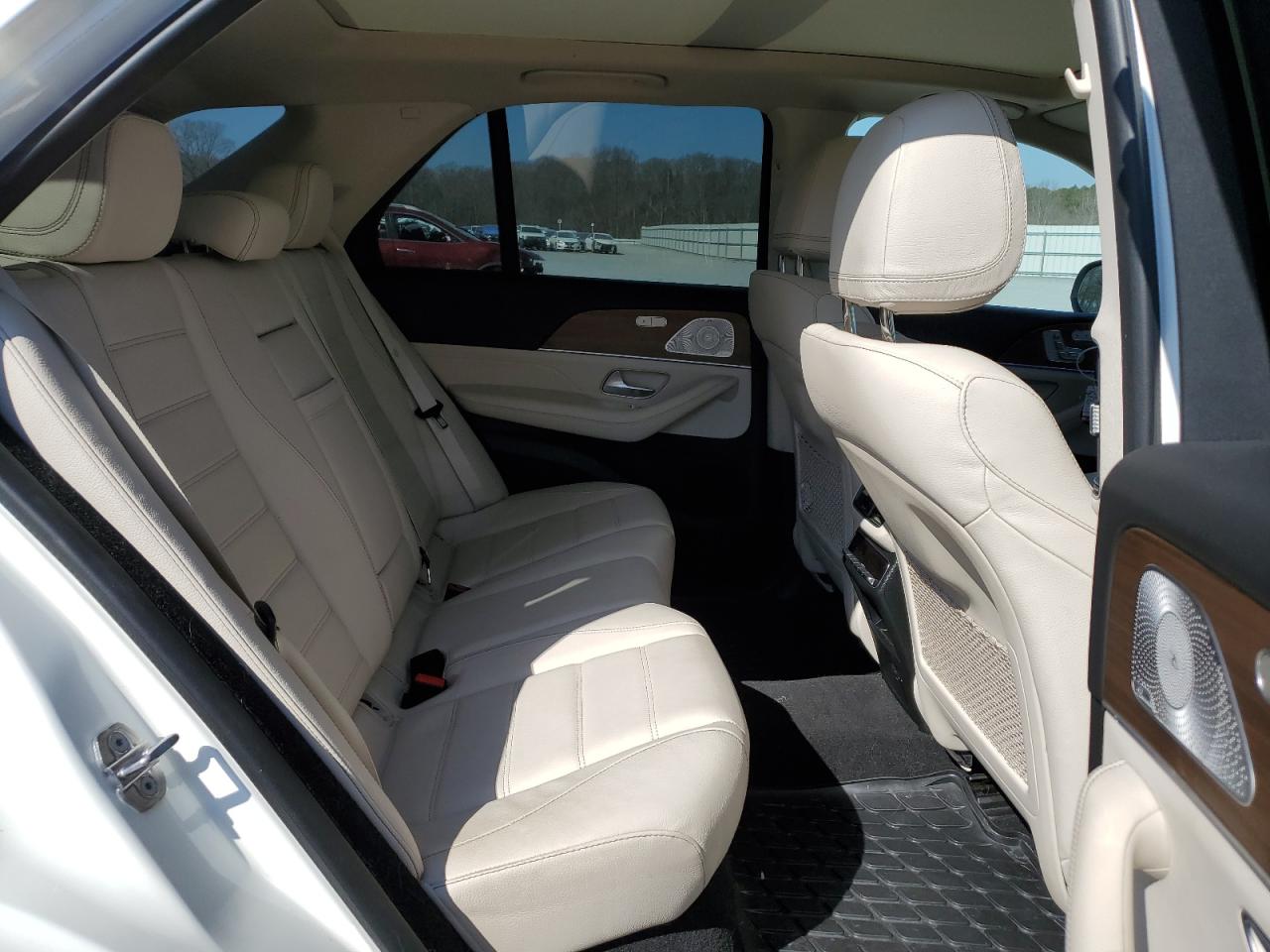 Автомобиль MERCEDES-BENZ GLE 350 2021 | GrandCar Автомобиль MERCEDES-BENZ GLE 350 2021 | GrandCar