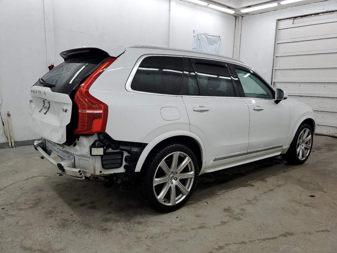 Автомобиль VOLVO XC90 T6 2016 | GrandCar Автомобиль VOLVO XC90 T6 2016 | GrandCar