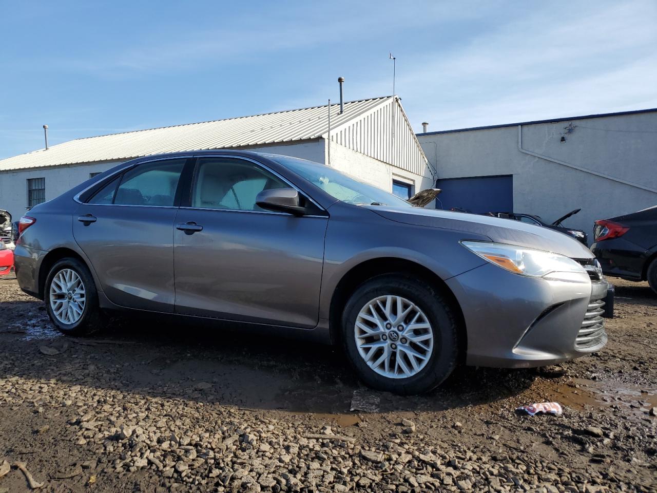 Автомобіль TOYOTA CAMRY LE 2017 | GrandCar Автомобіль TOYOTA CAMRY LE 2017 | GrandCar