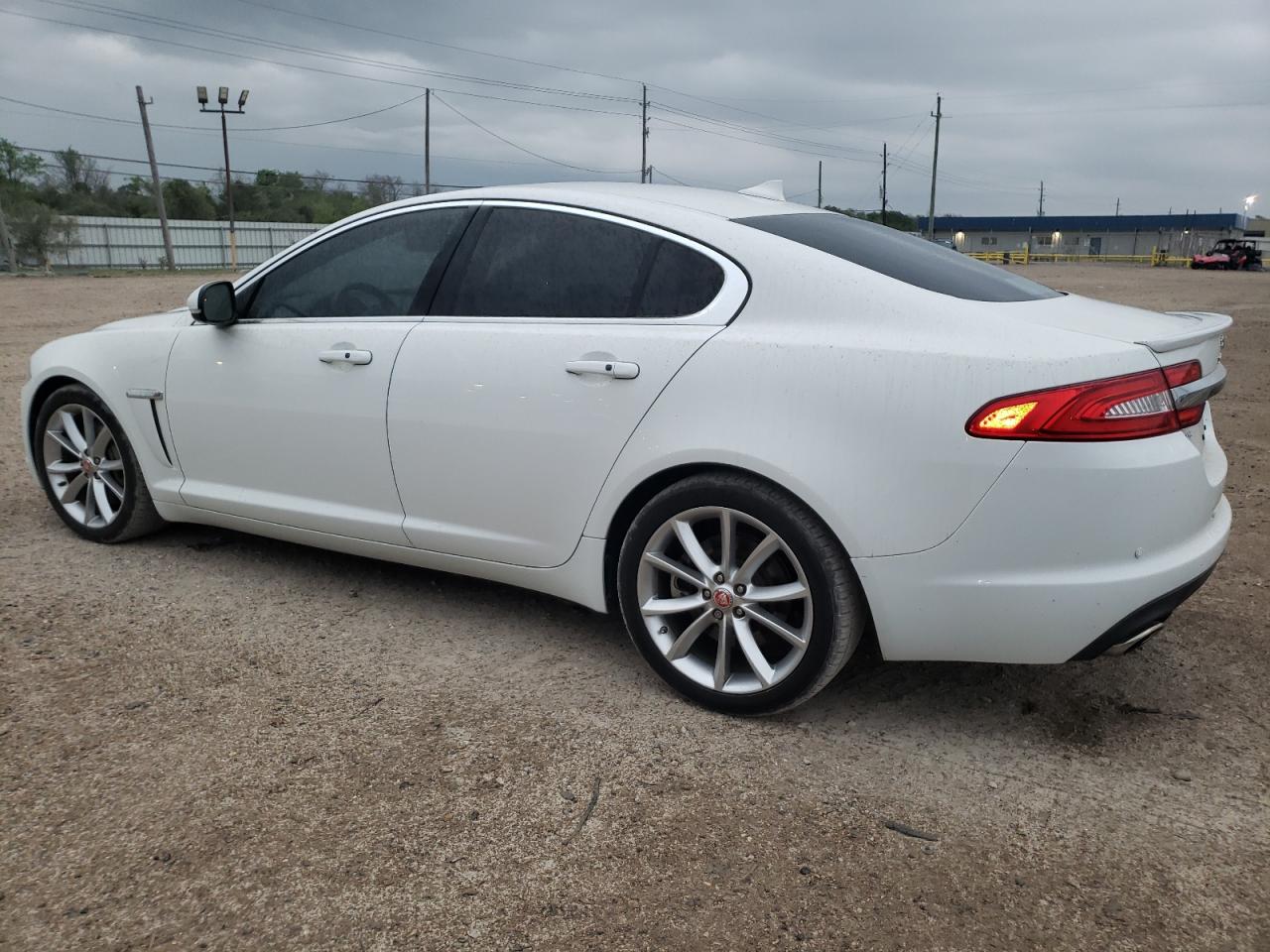 Автомобиль JAGUAR XF SPORT 2015 | GrandCar Автомобиль JAGUAR XF SPORT 2015 | GrandCar