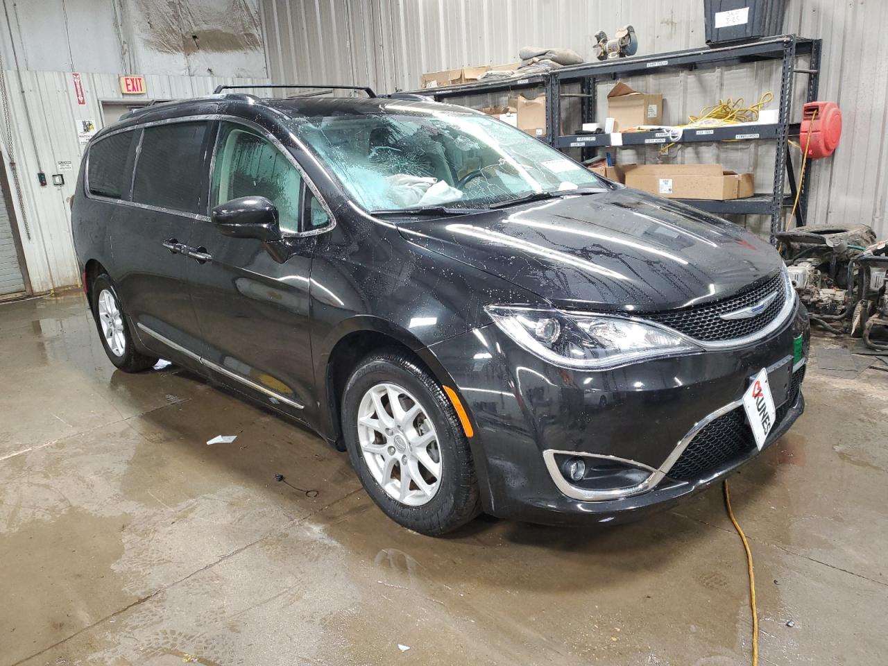 Автомобиль CHRYSLER PACIFICA TOURING L 2020 | GrandCar Автомобиль CHRYSLER PACIFICA TOURING L 2020 | GrandCar