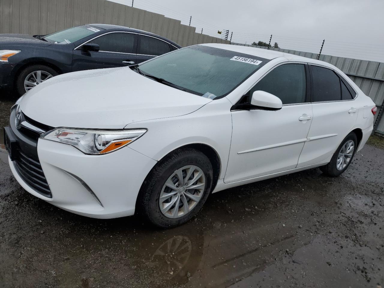 Автомобиль TOYOTA CAMRY LE 2017 | GrandCar