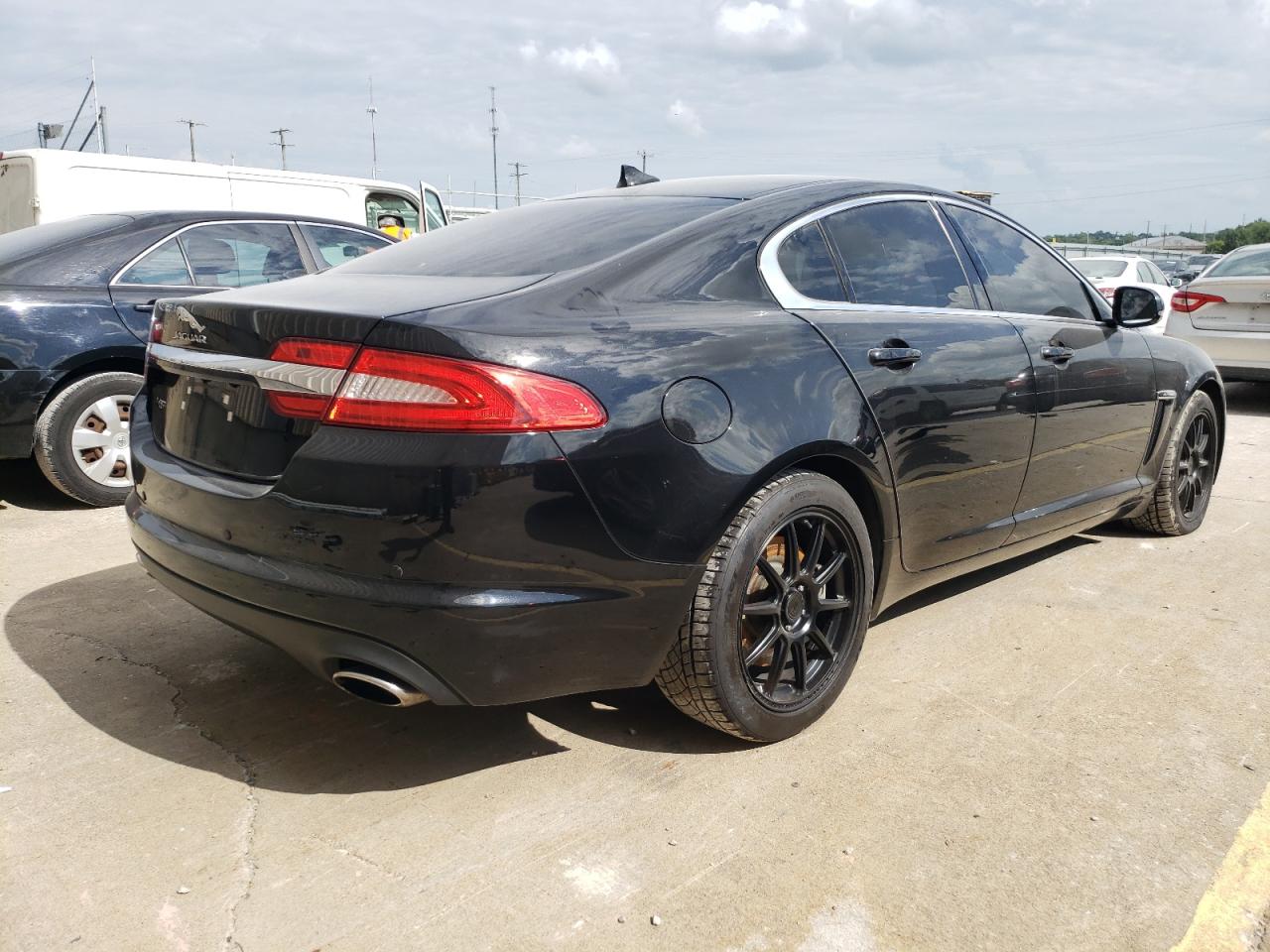 Автомобіль JAGUAR XF PREMIUM 2015 | GrandCar Автомобіль JAGUAR XF PREMIUM 2015 | GrandCar