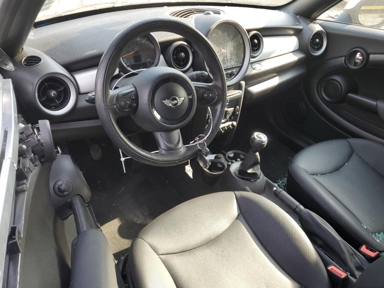 Автомобиль MINI COOPER COUPE 2015 | GrandCar Автомобиль MINI COOPER COUPE 2015 | GrandCar